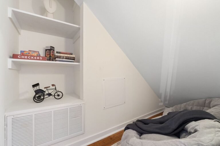 106f564b-be02-4d66-a7e2-c6756b6bf972