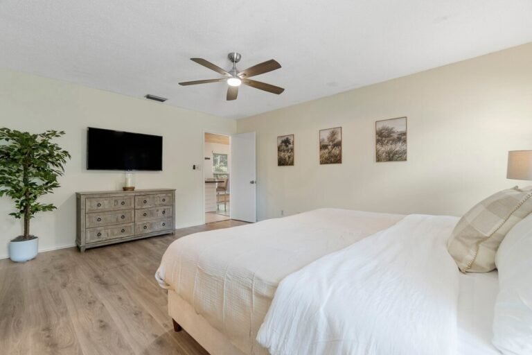 2c7224ec-054b-429e-8b8d-a7a8c02d26d9