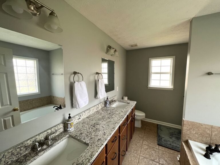 6c463f06-91f7-4541-b905-ef637f3d0e51