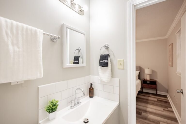 9c7450b6-affa-4546-ad16-fca8aad091c7