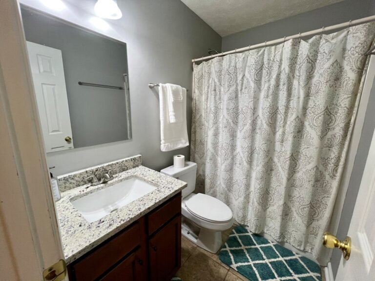 a2104c9e-b4e4-4d19-8c1c-4333d75f6186