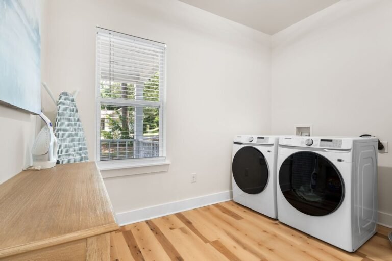 f781db4f-bfe4-4713-beff-018550460e0d