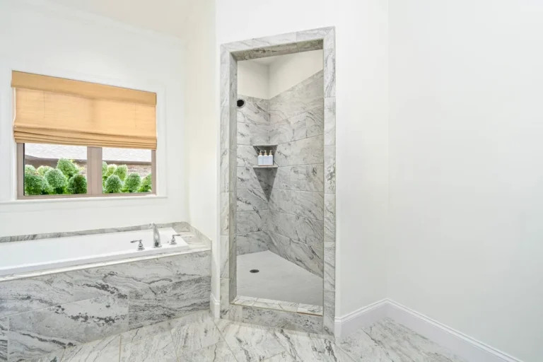 Full-bathroom-2