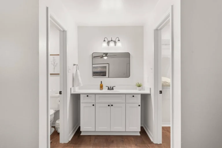 Full-bathroom-3