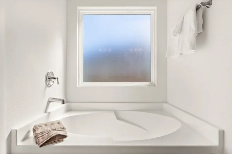 Full-bathroom-3