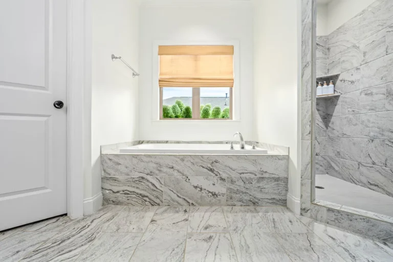 Full-bathroom-4