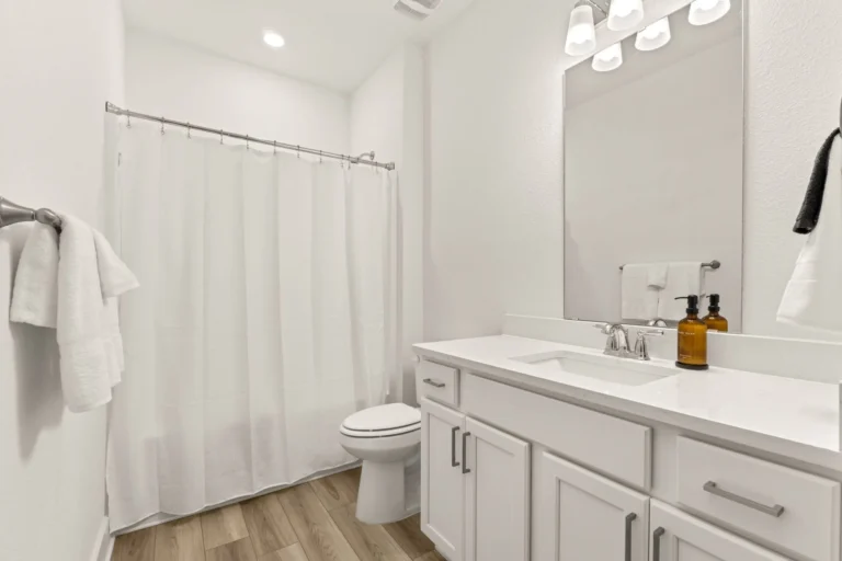 Full-bathroom-7