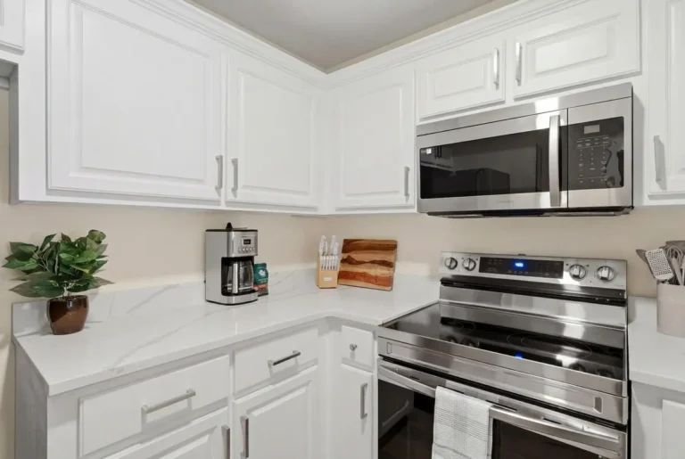 Full-kitchen-3