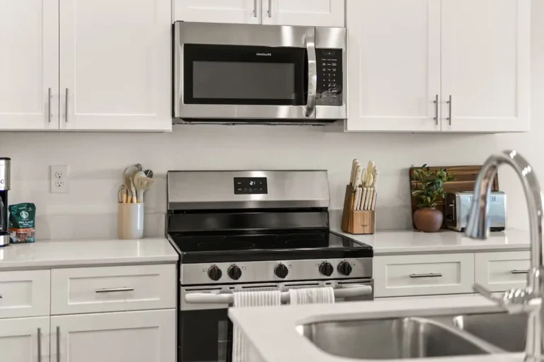 Full-kitchen-5
